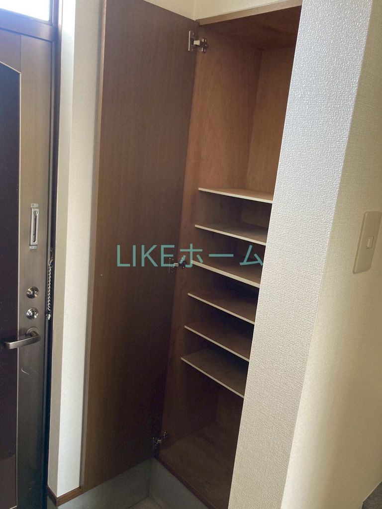 収納　玄関