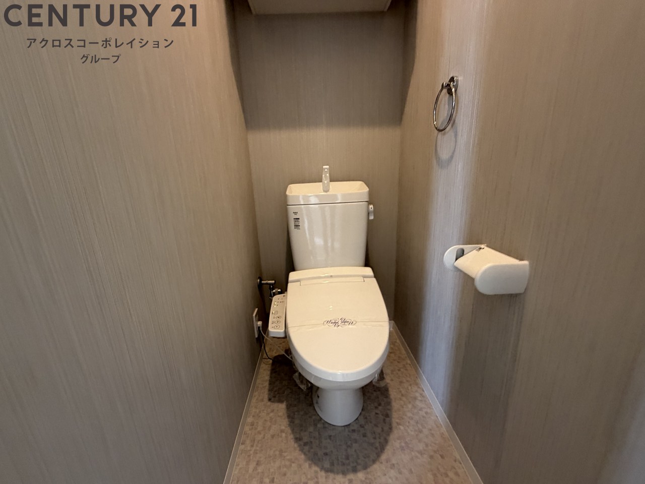 トイレ　トイレもきれいです