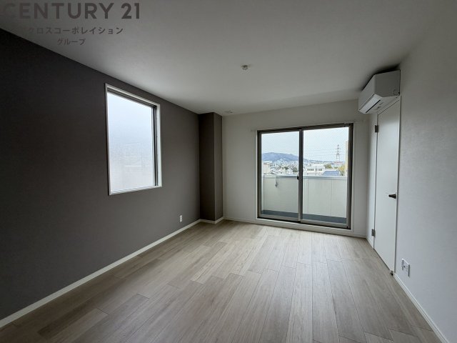 居室・リビング　こちらのリビングで趣味の時間をお楽しみください