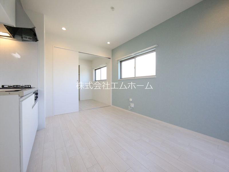 その他　ＬＤＫ8帖　洋室3.7帖　つなげても仕切っても使えます