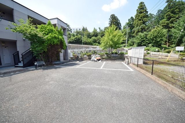 駐車場　敷地内駐車場