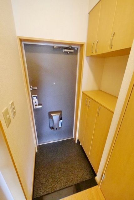 玄関　玄関部分