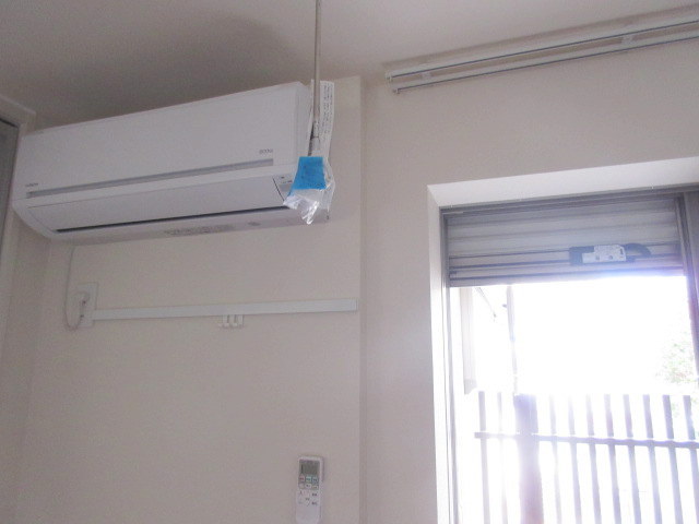 その他部屋・スペース　★室内物干しフック★防犯シャッター★エアコン★