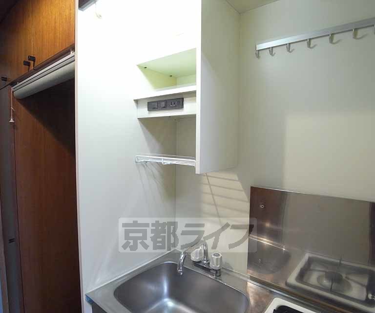 キッチン　小さいけれど使い易さはＯＫかも？