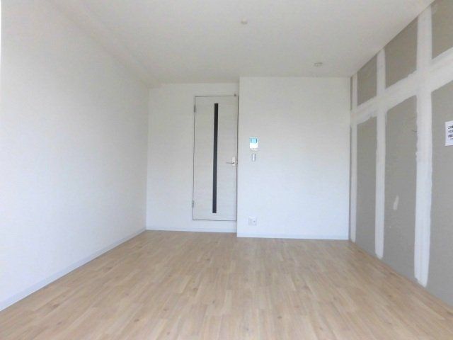 居室・リビング　広めの洋室9.2帖です。