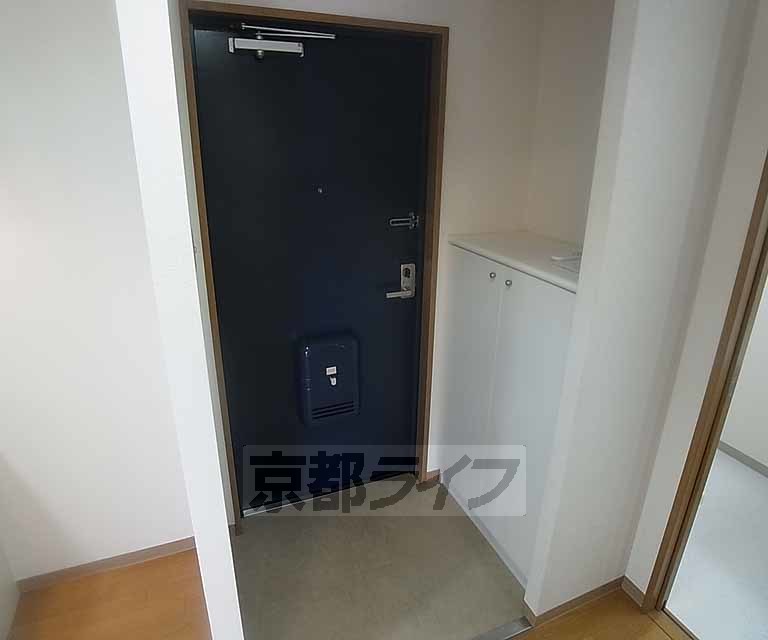 玄関　シューズボックス付きです。