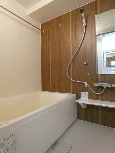 バス・シャワールーム　バス※別部屋参考写真