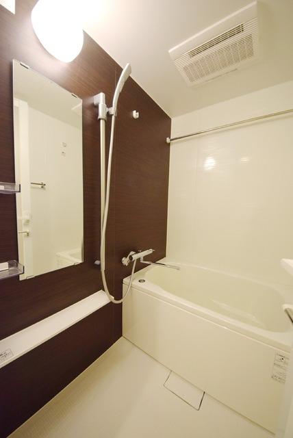 バス・シャワールーム　風呂