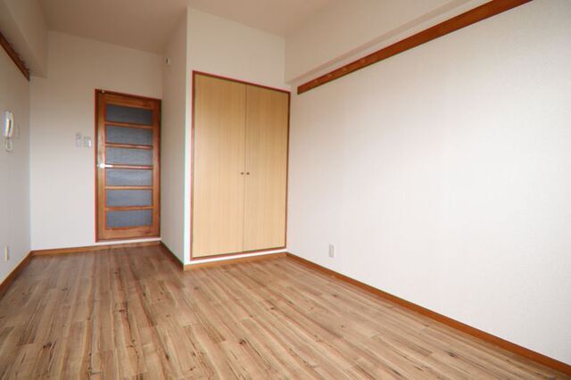 居室・リビング　※別室の参考写真の為、現況優先です。