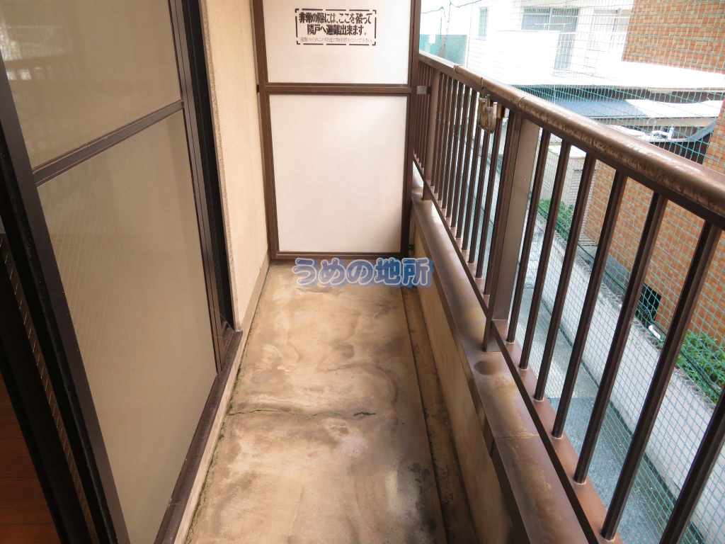 バルコニー　バルコニー