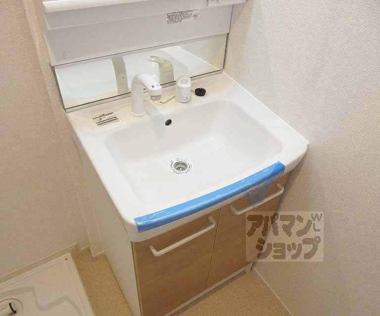 洗面設備　忙しい朝に持って来いです。