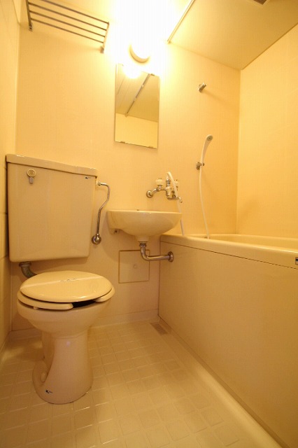 洗面設備　同物件別室です。