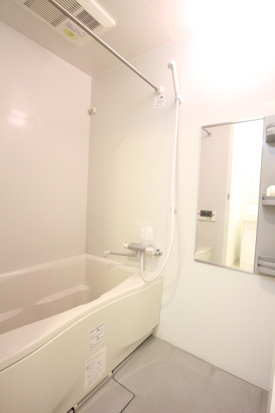バス・シャワールーム　日々の疲れを癒すお風呂です♪