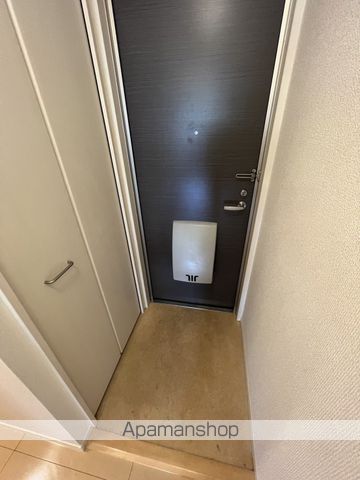 ローズコートの玄関写真