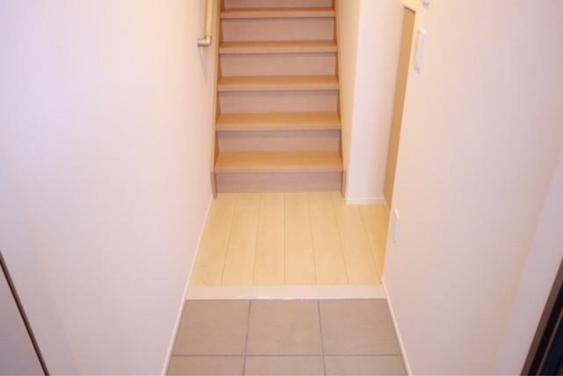 玄関　図面と現状に相違がある場合には現状を優先