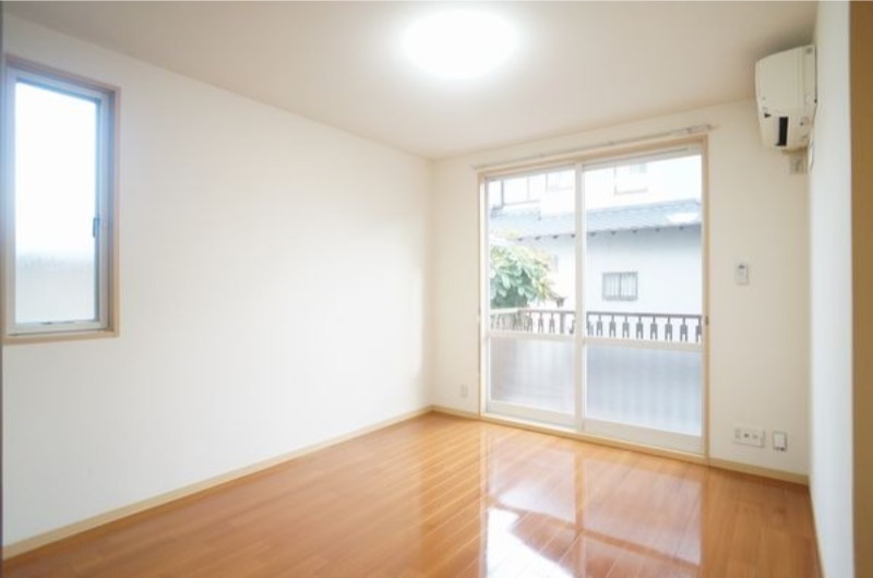 居室・リビング　図面と現状に相違がある場合には現状を優先