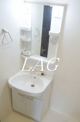 洗面設備　洗面台です。