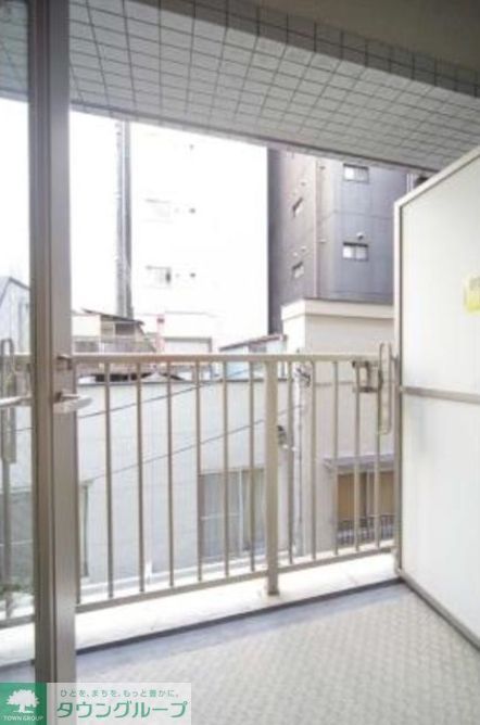 バルコニー　エントランス