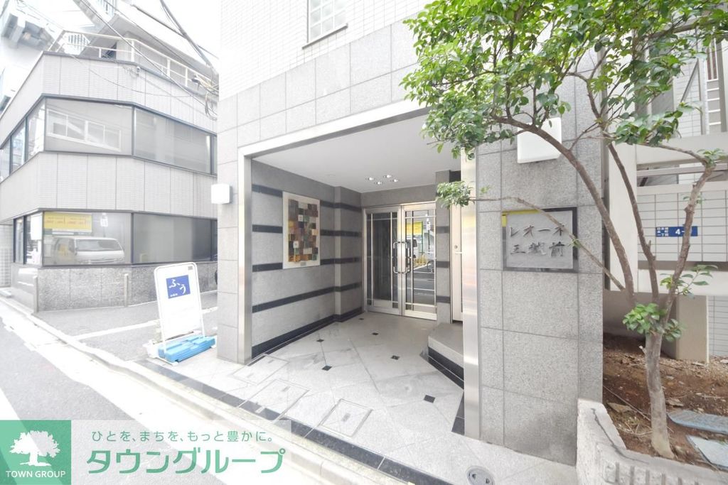 エントランス　エントランス