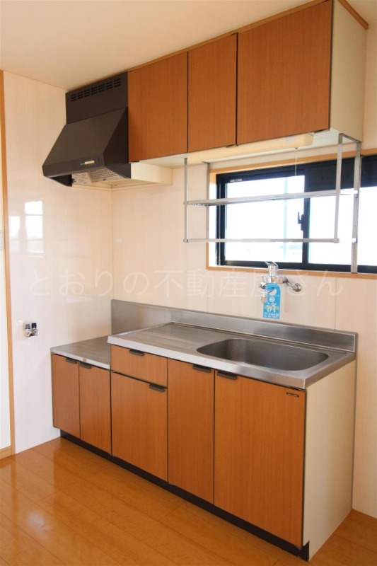 キッチン　カラーが異なる場合があります。