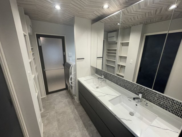 その他設備　冷蔵庫　※設備のため撤去不可