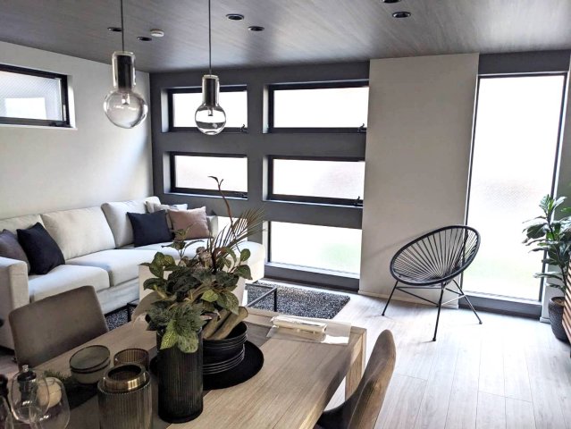 居室・リビング　リビング　※家具は参考のものです。賃貸時はございません。