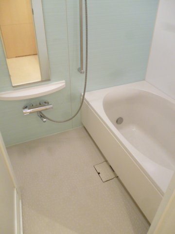 バス・シャワールーム　バス※別部屋参考写真