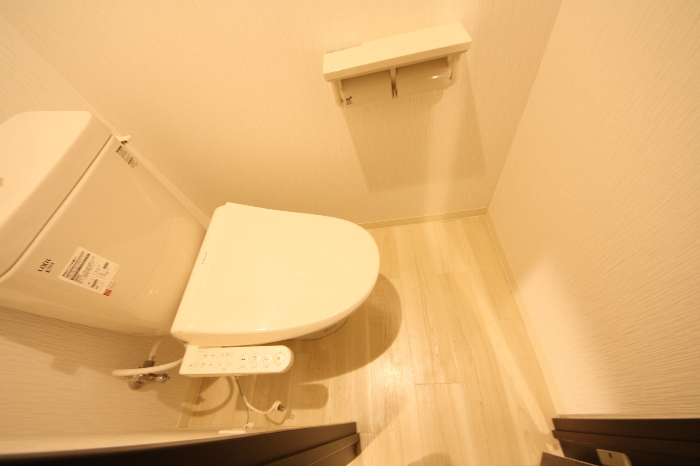 トイレ　ウォシュレット設置済みです！