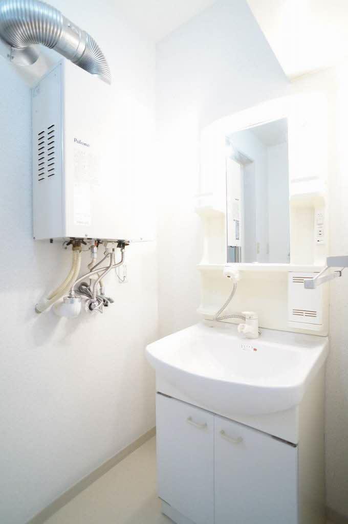 洗面設備　洗面室