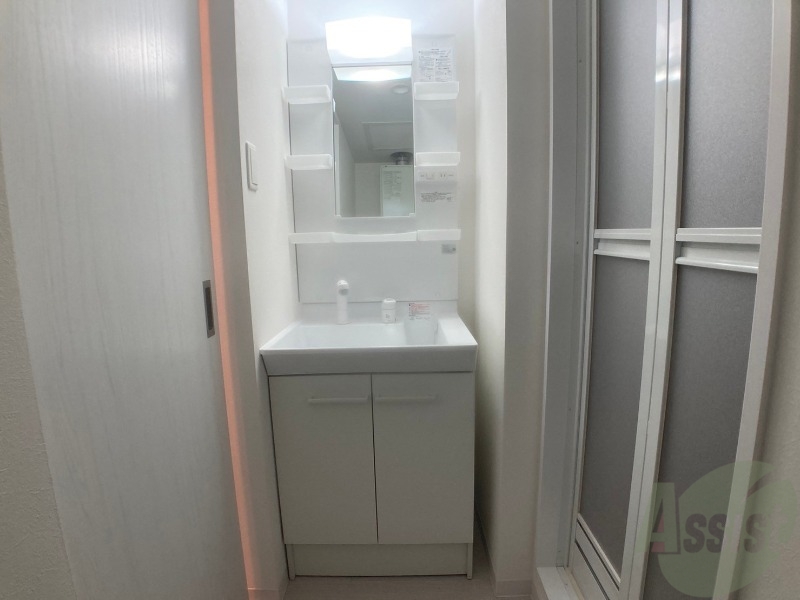 洗面設備　シャンプードレッサーで身支度もラクラクです！