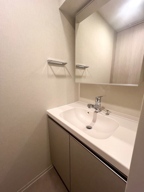 洗面設備　※写真は同タイプ住戸です。