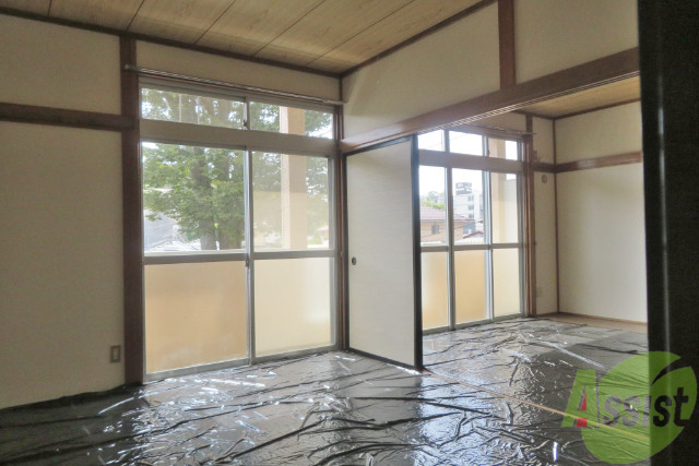 その他部屋・スペース　黒いビニールはたたみの日焼け防止についてましたー