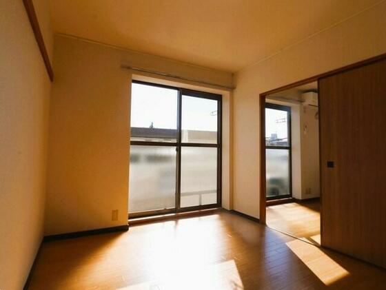 その他部屋・スペース　南東・南西角部屋　日当たり良好！南東・南西角部屋　日当たり良