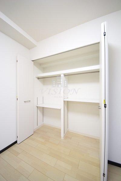 収納　写真は別タイプとなります。