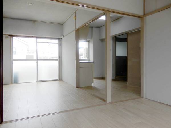 居室・リビング　モデルルームの写真です