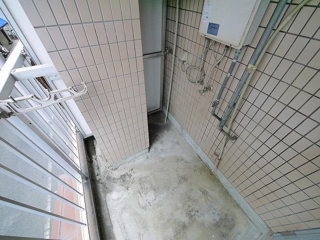 バルコニー　開放的で明るい空間を演出してくれるバルコニーです