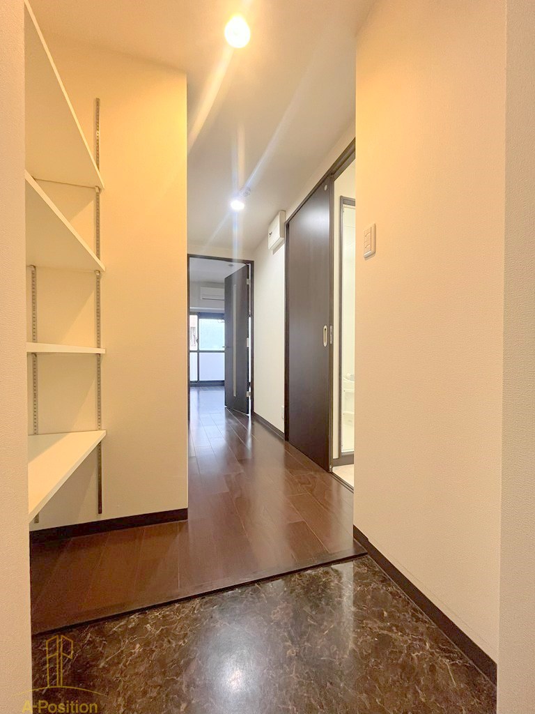 玄関　ドーム千代崎