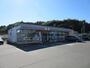 コンビニ　セブンイレブン人吉西間上町店（コンビニ）まで650m