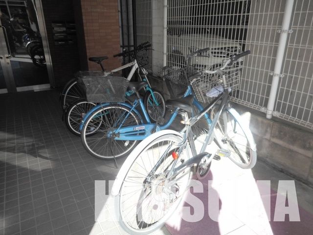 駐車場　駐輪場