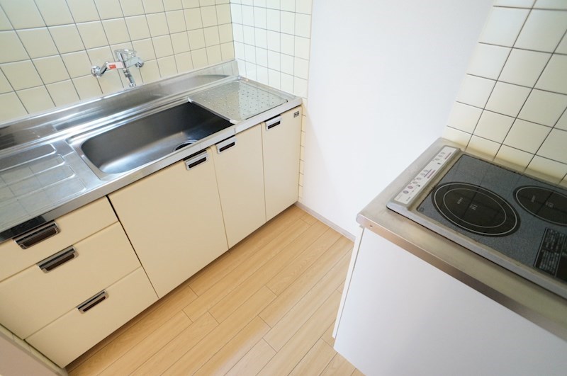 キッチン　※同建物・別号室の参考写真です★（実際のお部屋とは異なります