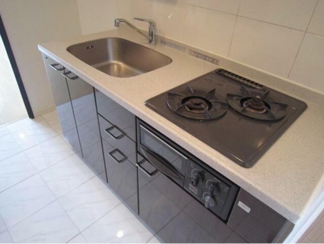 キッチン　※別部屋の参考写真です。