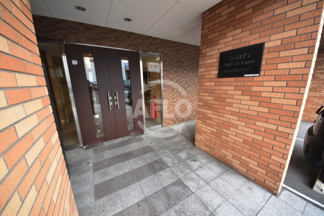 エントランス　サムティ阿波座Lusso　エントランス