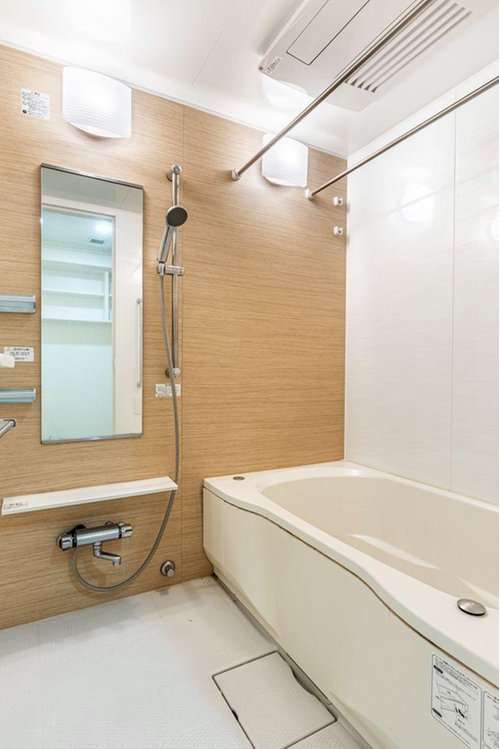 バス・シャワールーム　お風呂で日々の疲れを落としましょう