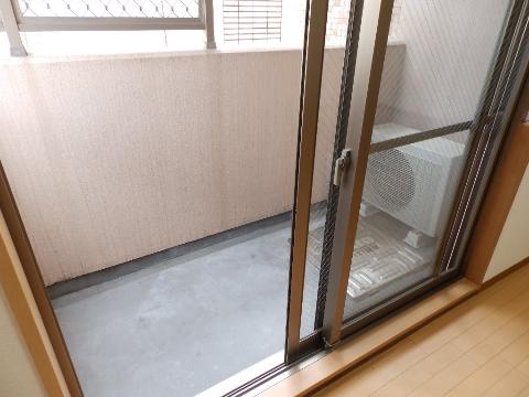 バルコニー　ベランダ