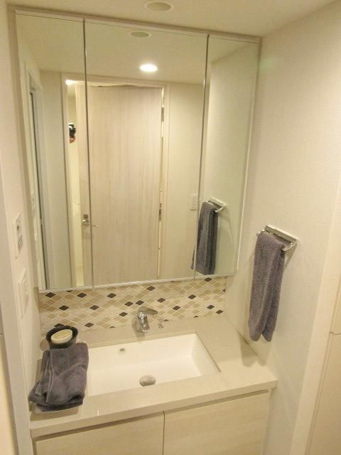 洗面設備　★独立洗面台★