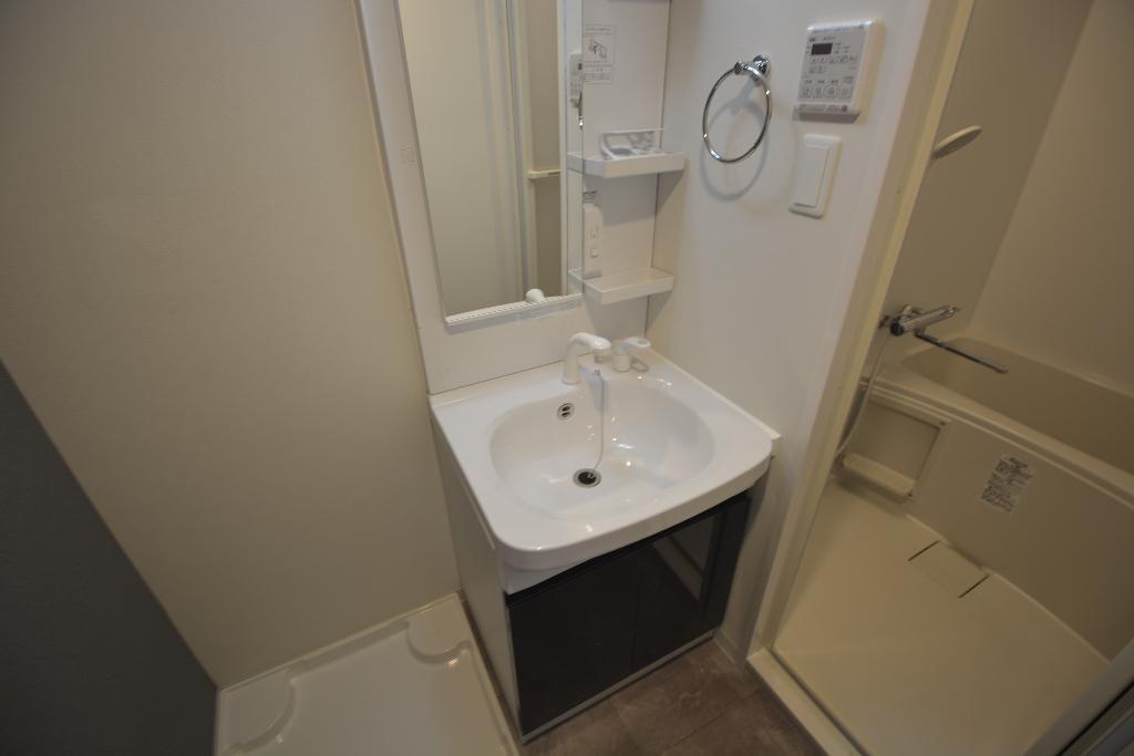 洗面設備　洗髪洗面化粧台