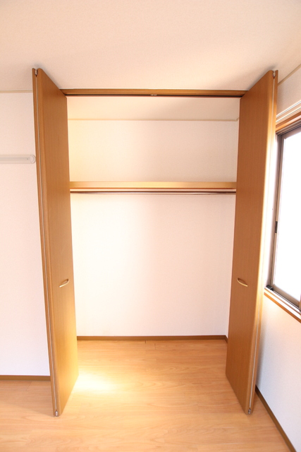 収納　北側６帖洋室の収納