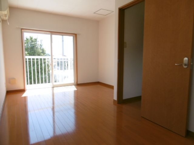 その他部屋・スペース　洋室８.３７帖