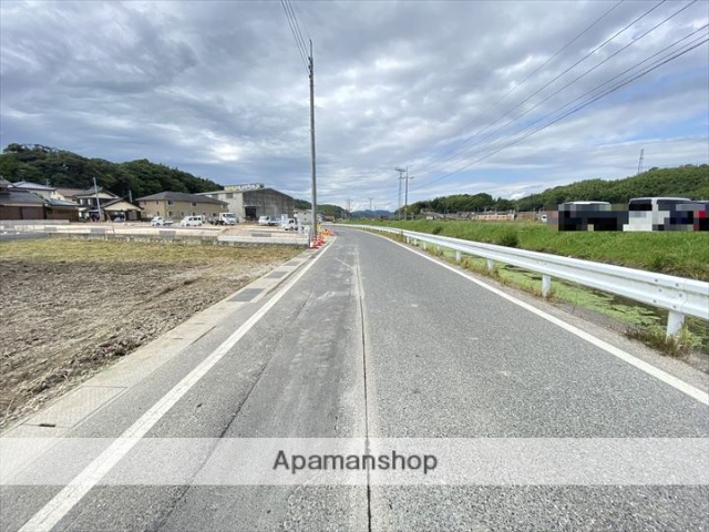 その他　前面道路２（その他）まで0m