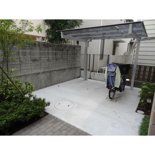 その他　駐輪場　世帯１台